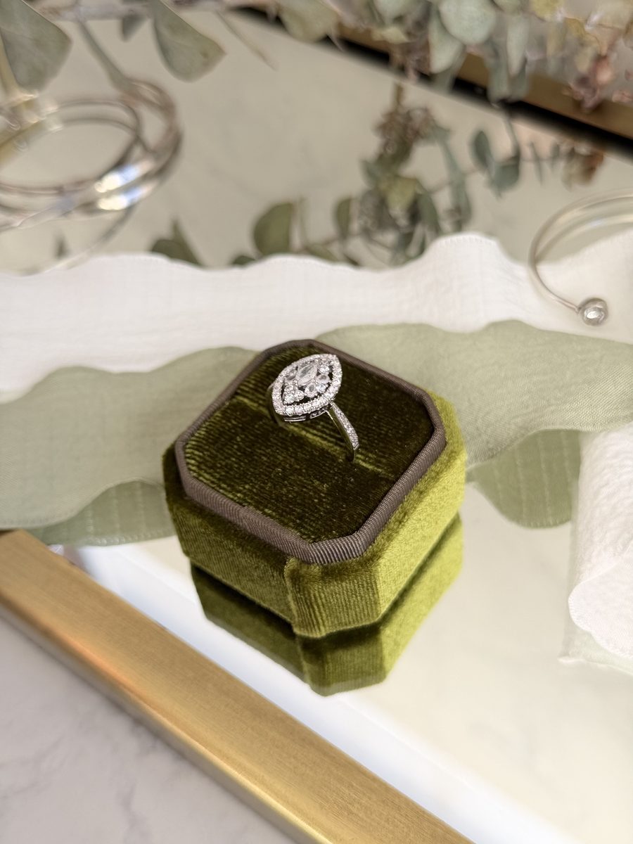 Halo Cushion, Diamante, Caja Terciopelo